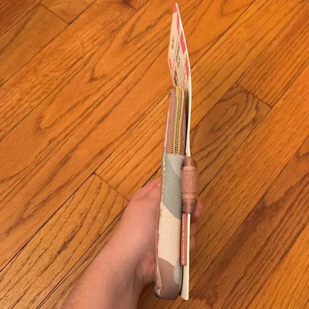 MTA Fitness Arm Band Touch Camo Print Pink NWT - Picture 5 of 5